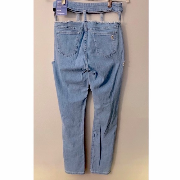 VIP Destructed Cut Out Waist Light Wash Skinny Jeans - NWT! - Picture 5 of 9